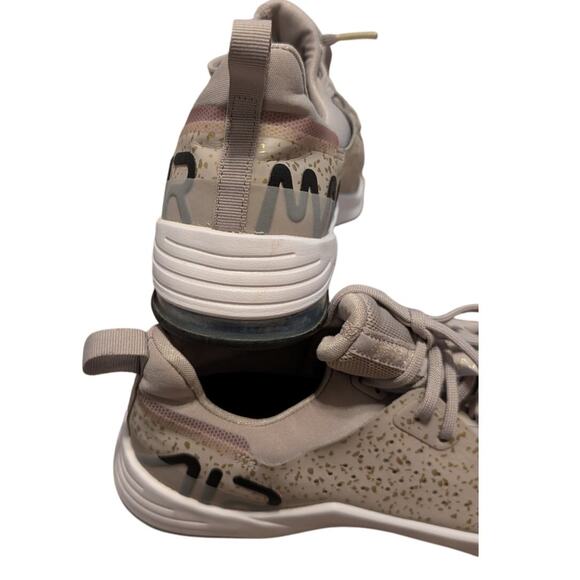 Nike Air Max Bella TR 3 – Rose Gold – Women’s Size 8.5 – NWT / Never Worn - Picture 4 of 6